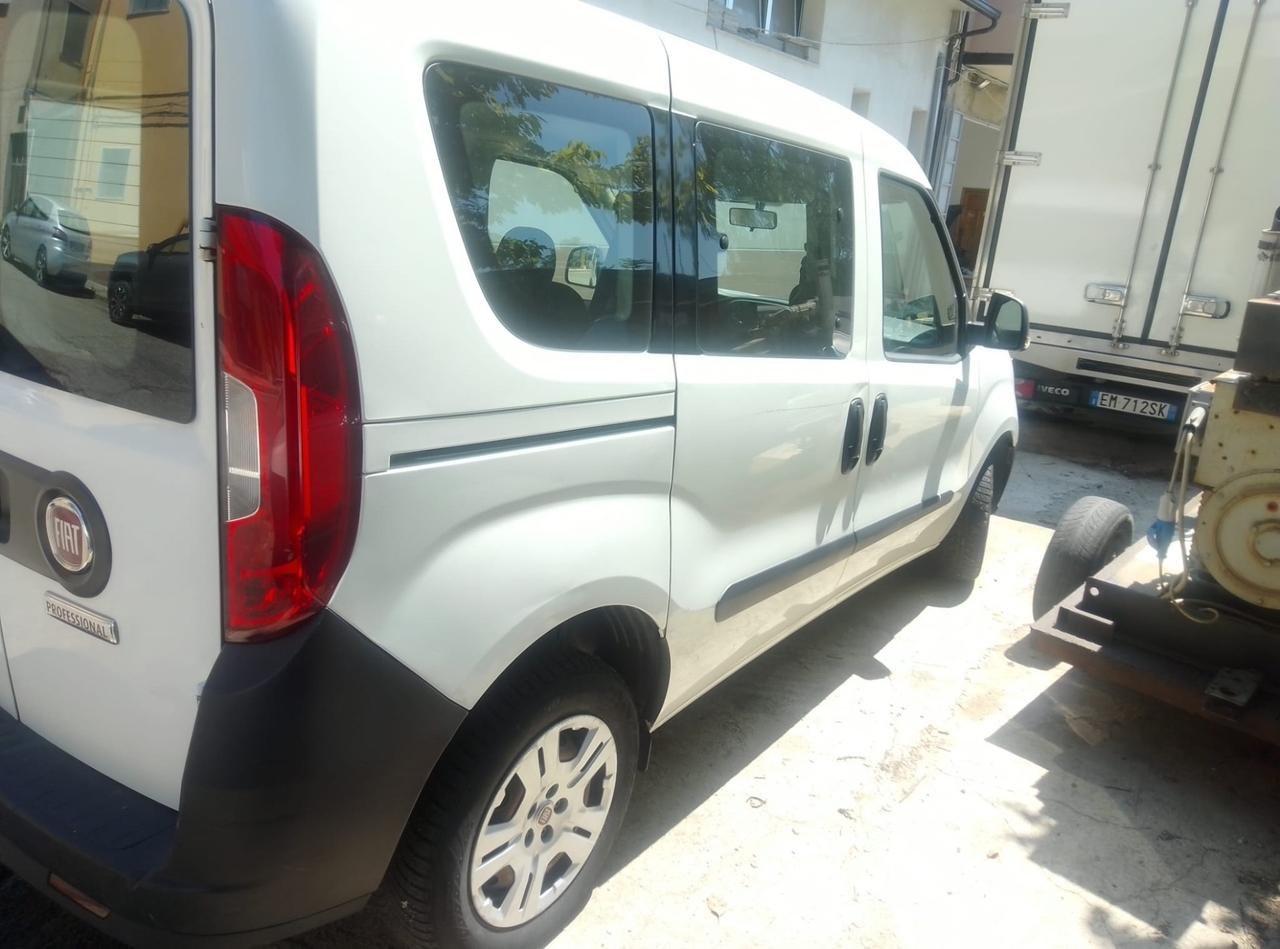 Doblo 1.6 multijet autocarro 5 posti