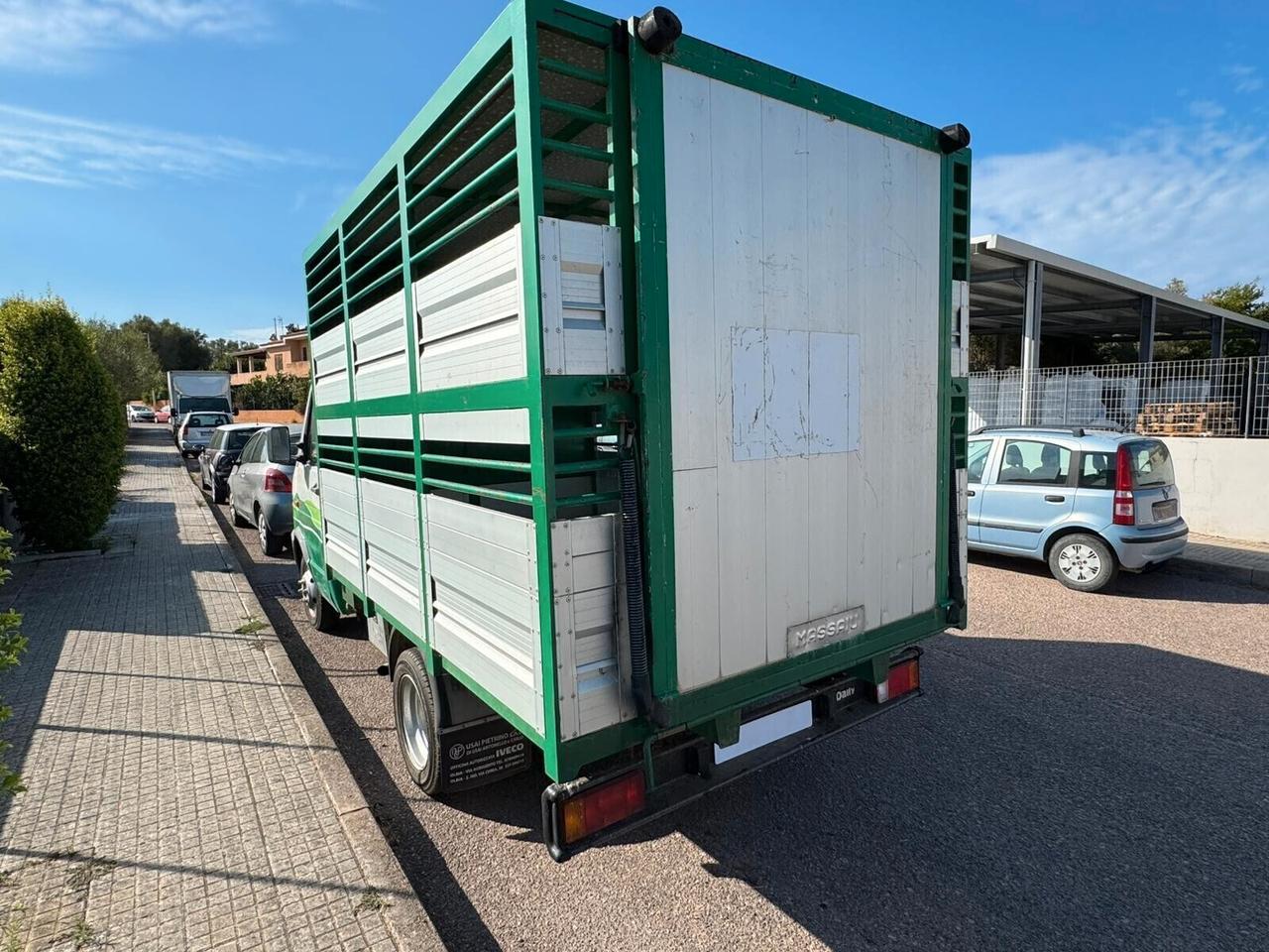 IVECO DAILY TRASPORTO ANIMALI