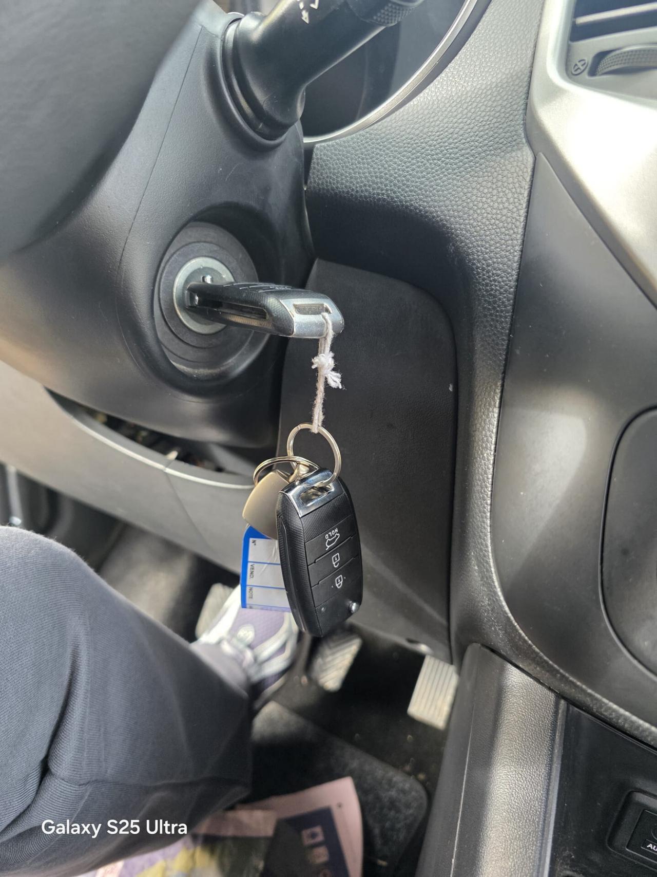 Kia Venga 1.4 EcoGPL Cool 10/2016 CRONO CASA MADRE