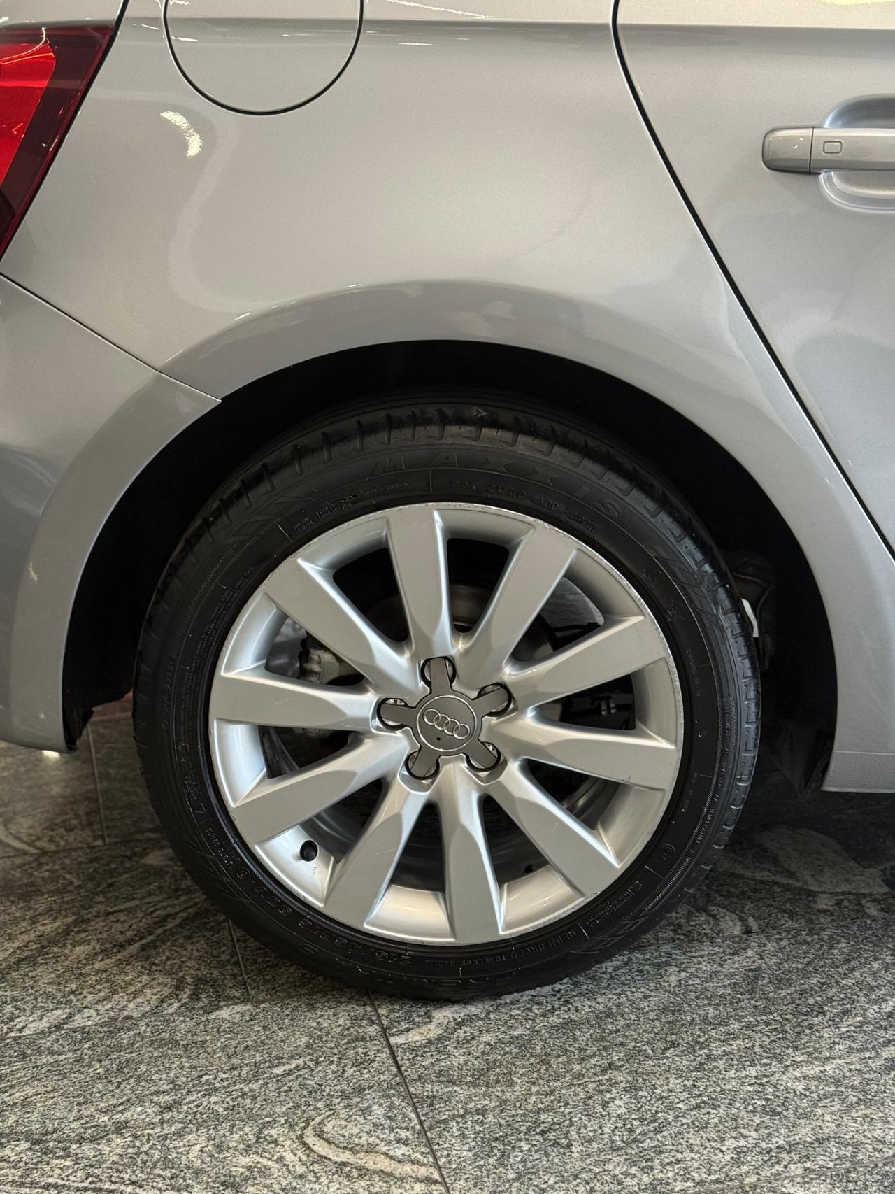 Audi A1 SPB 1.0 TFSI ultra Design