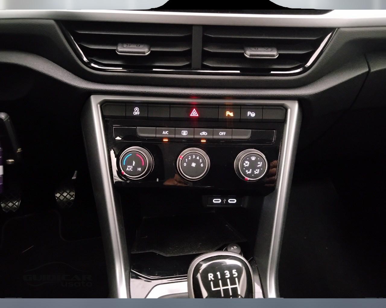 VOLKSWAGEN T-Roc I 2022 - T-Roc 1.0 tsi Life 110cv