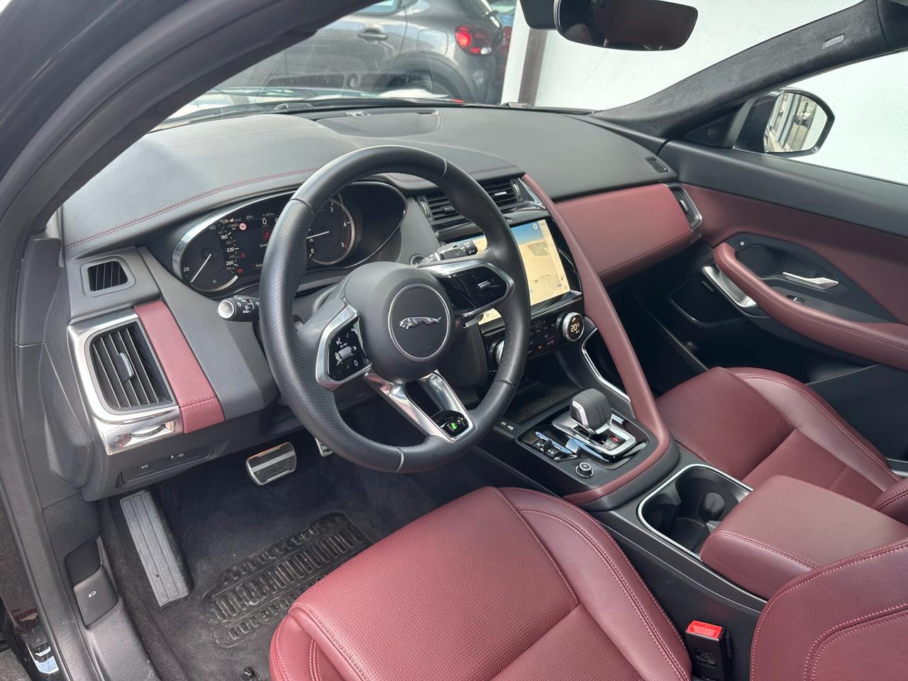 Jaguar E-Pace 2.0D I4 163 CV AWD Auto R-Dynamic S