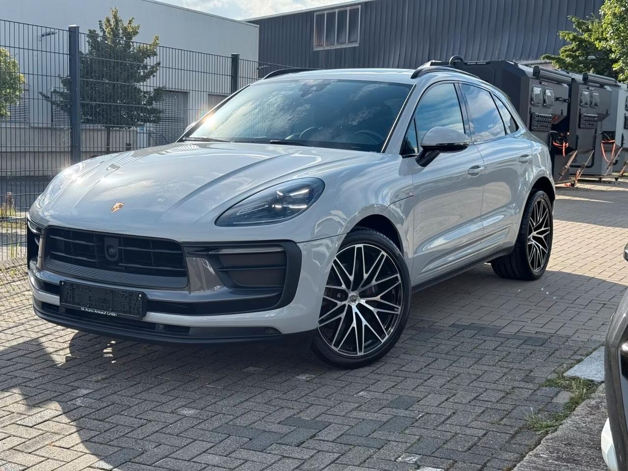 Porsche Macan 2.0 T/TETTO/SPORT CHRONO/PELLE TOTALE/MATRIX/
