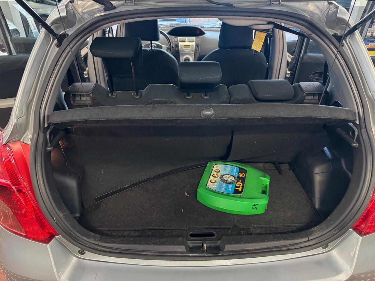 Toyota Yaris 1.0 5 porte Sol - NEOPATENTATI