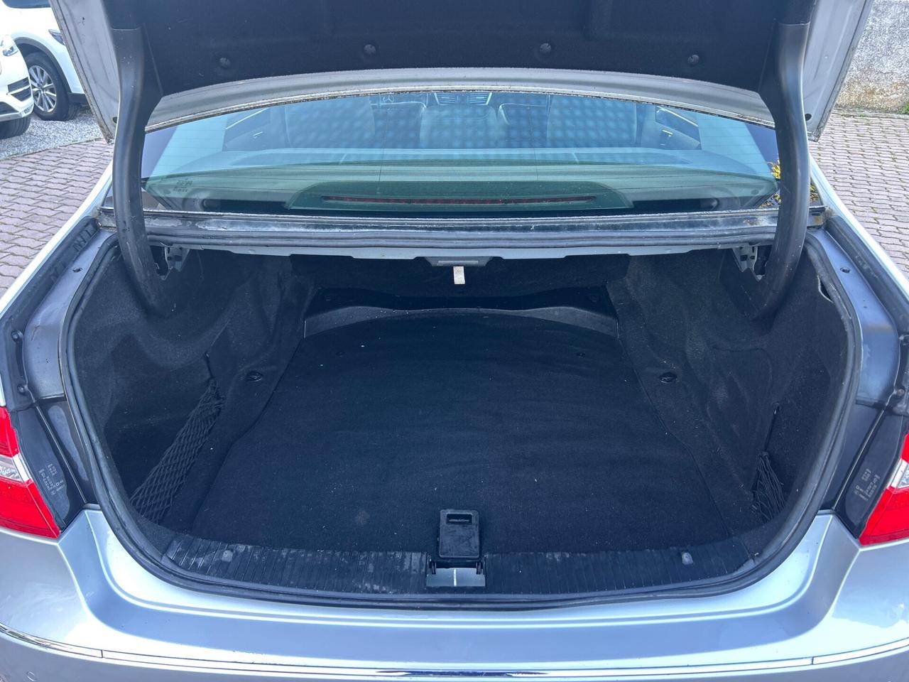 Mercedes-benz E 250 E 250 CDI BlueEFFICIENCY Avantgarde AMG