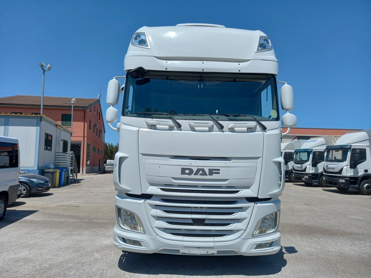DAF XF 510 FAX - Impianto scarrabile 26 TON (C2)