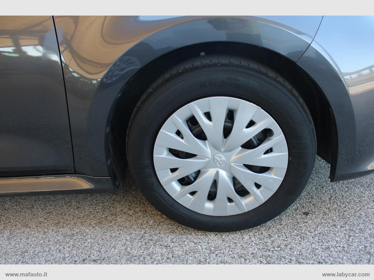TOYOTA Yaris 1.5 Hybrid 5p. Business