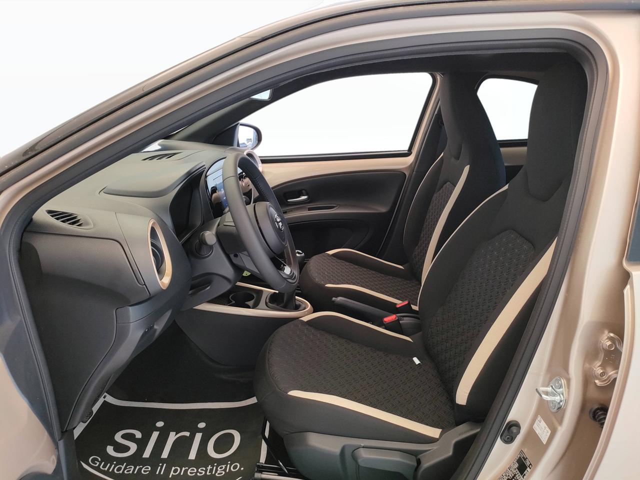 TOYOTA Aygo X 1.0B TREND MT - MY24