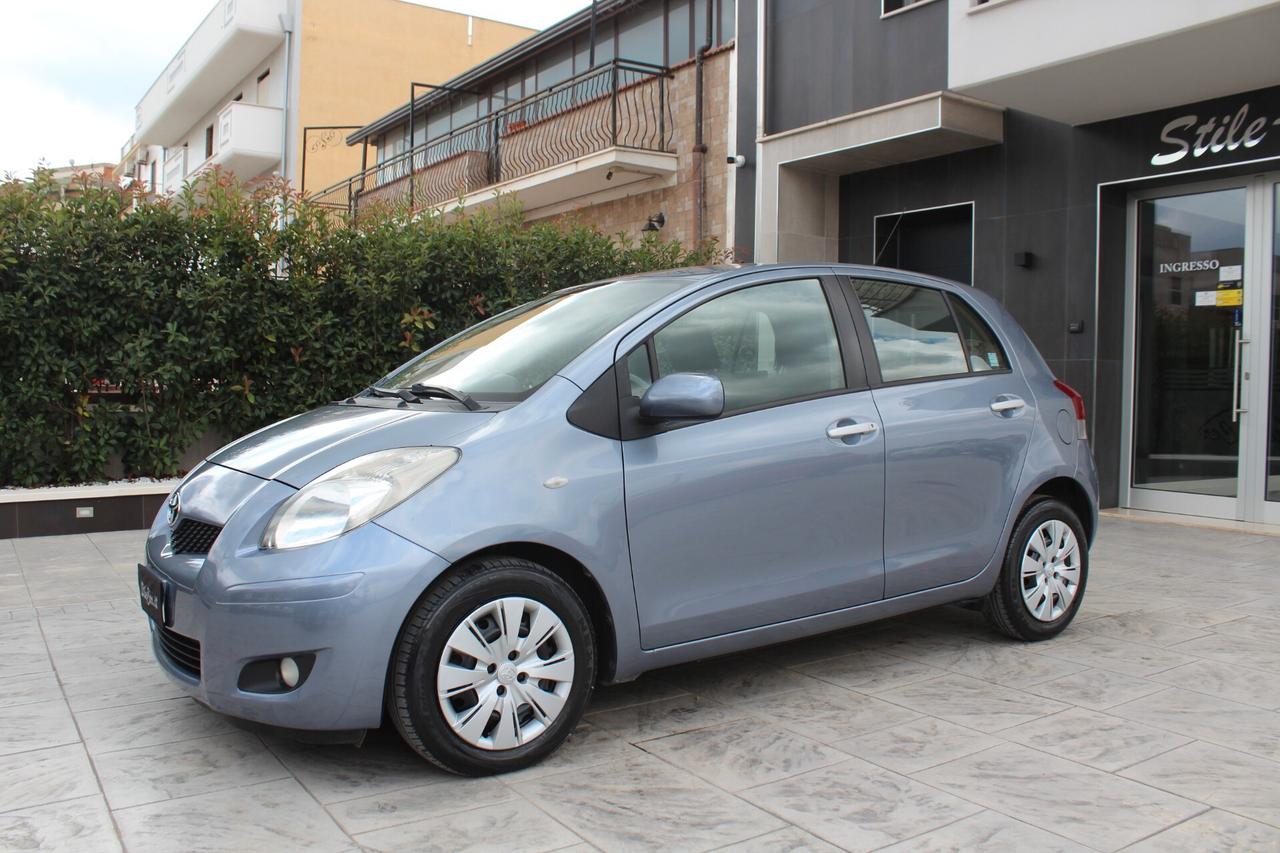 Toyota Yaris 1.4 D-4D DPF 5 porte Sol