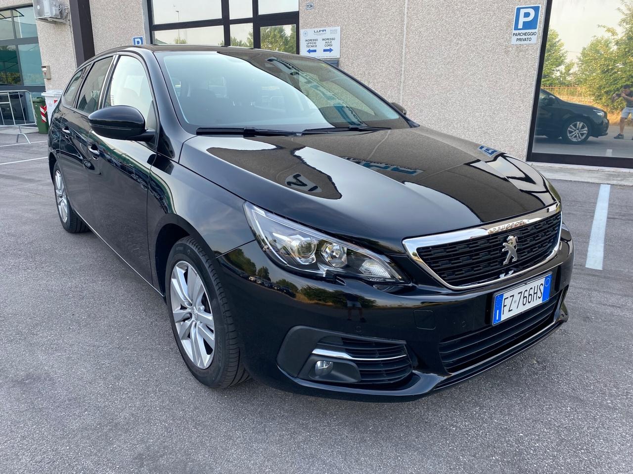 Peugeot 308 Sw 1.5 130 Cv EAT8 Navi Garantita
