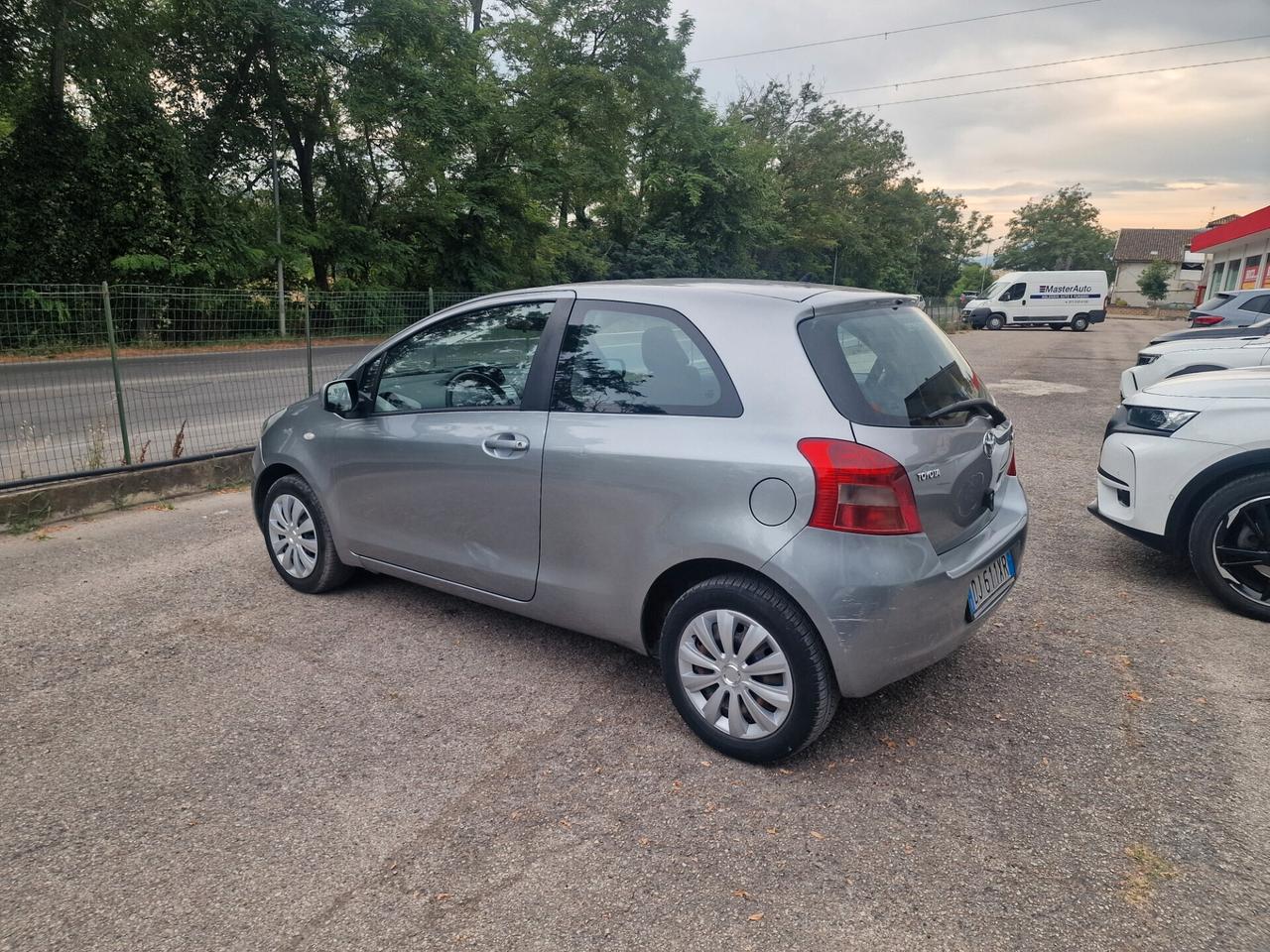 Toyota Yaris 1.0