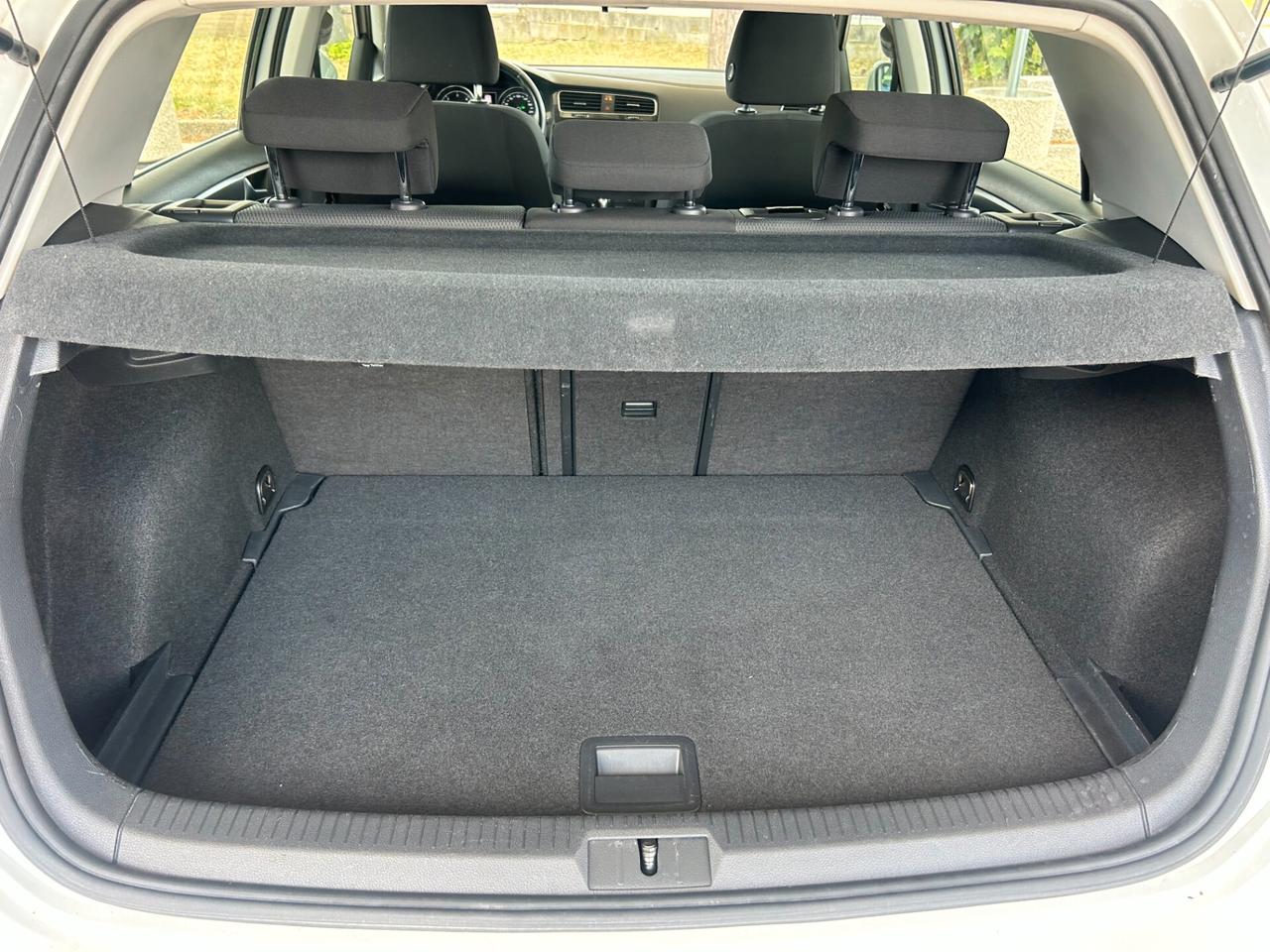 " DA VETRINA " Volkswagen Golf 1.6 TDI 115CV DSG 5p. Business