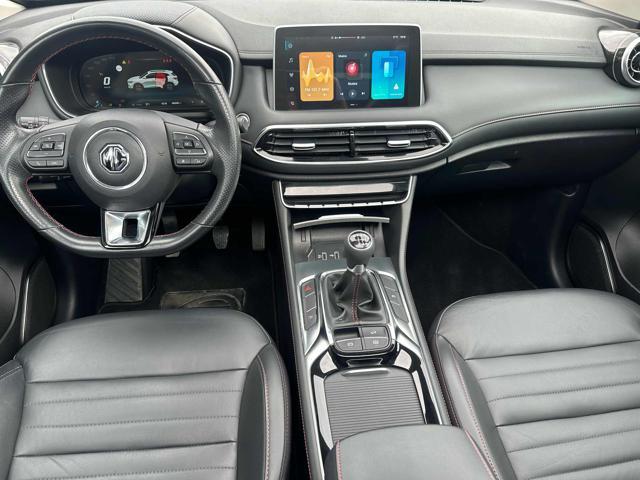 MG HS 1.5T-GDI AT Luxury