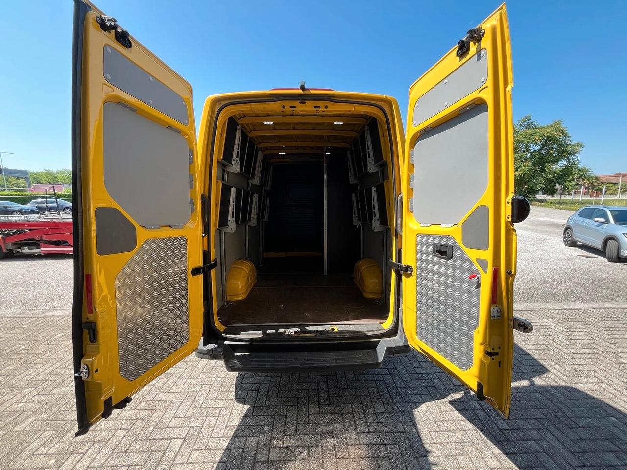 Volkswagen Crafter 30 2.0 TDI PM-TA Furgone