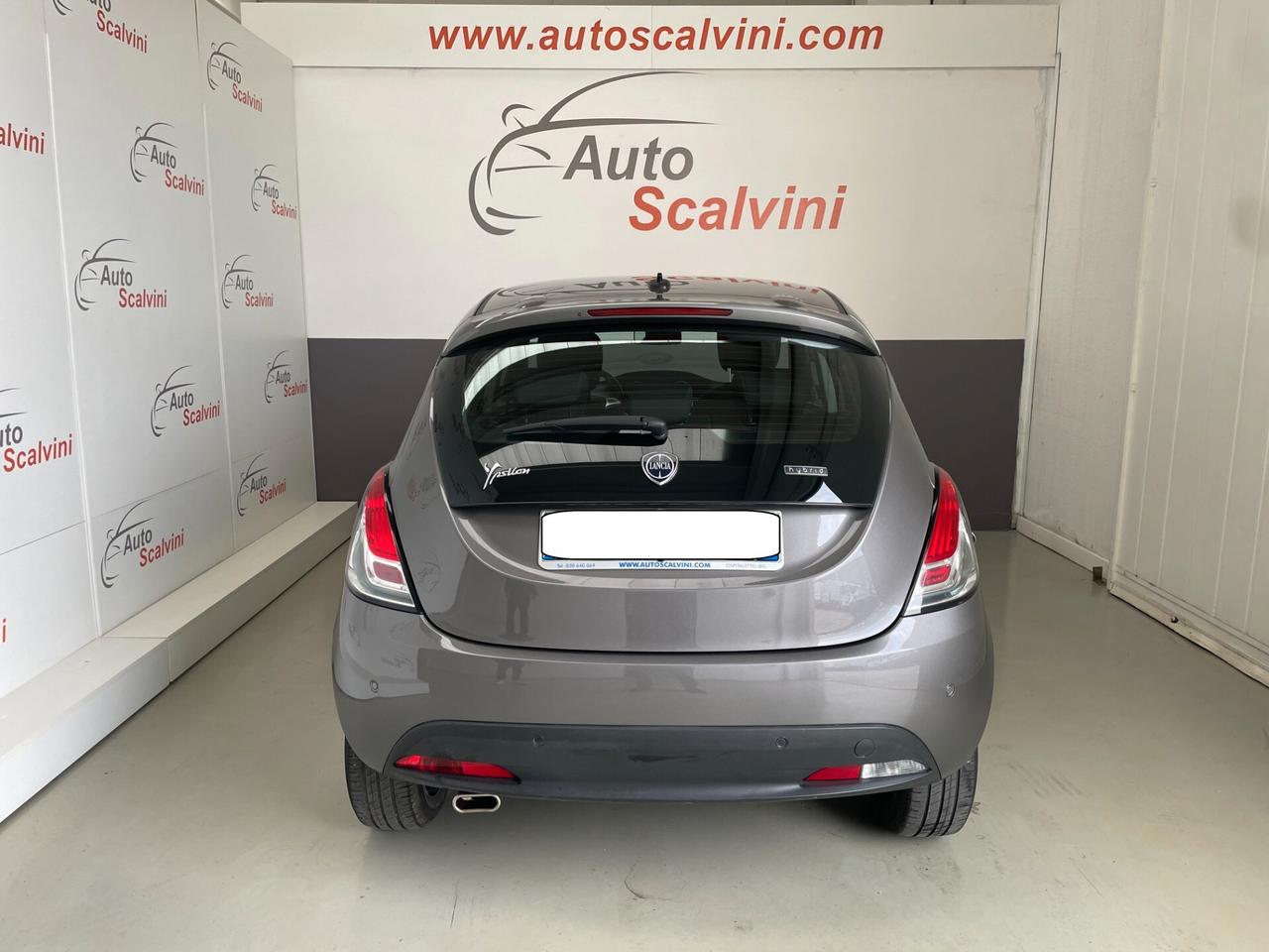Lancia Ypsilon 1.0 FireFly 70cv 5 porte Hybrid Gold