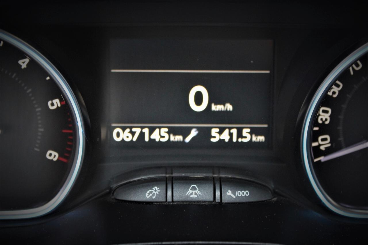 Peugeot 2008 BlueHDi 120 S&S Crossway 67000 km