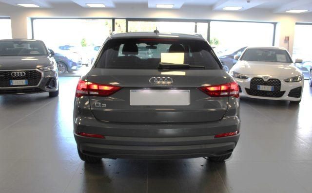 AUDI Q3 2.0 TDI 150 CV S-Tronic Business