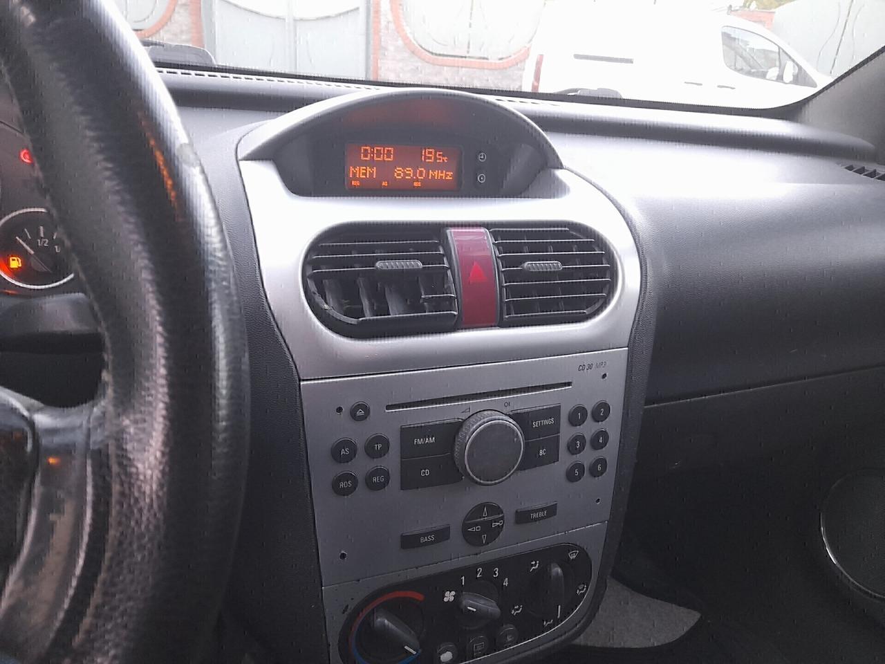 Opel Tigra TwinTop 1.4 16V Enjoy