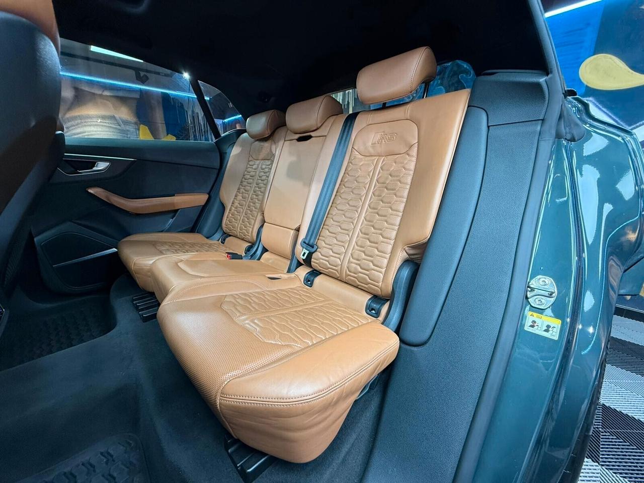 Audi Q8 RS TFSI V8 quattro tiptronic (762)