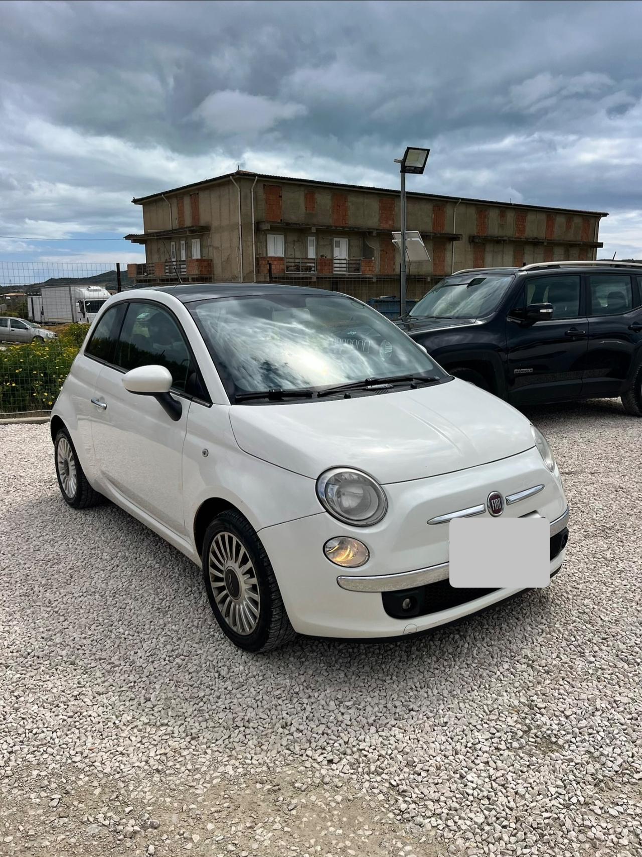 Fiat 500 1.2 benzina anno 2012