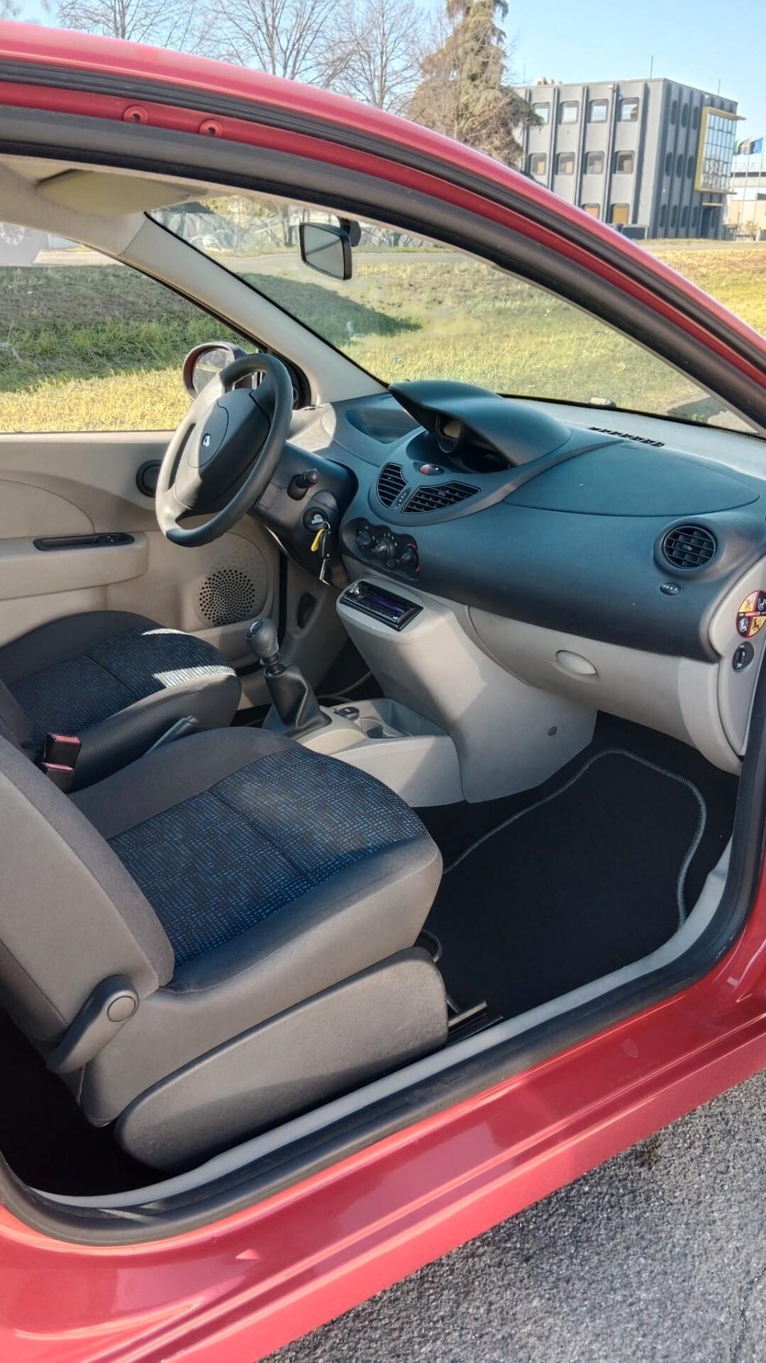 Renault Twingo 1.2 16V Dynamique