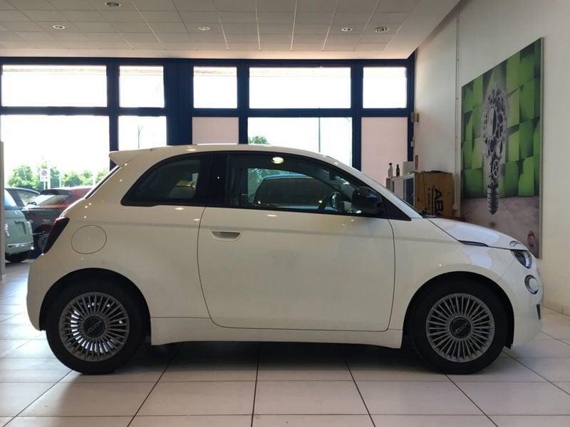 FIAT 500 Hybrid Hybrid Icon MY26