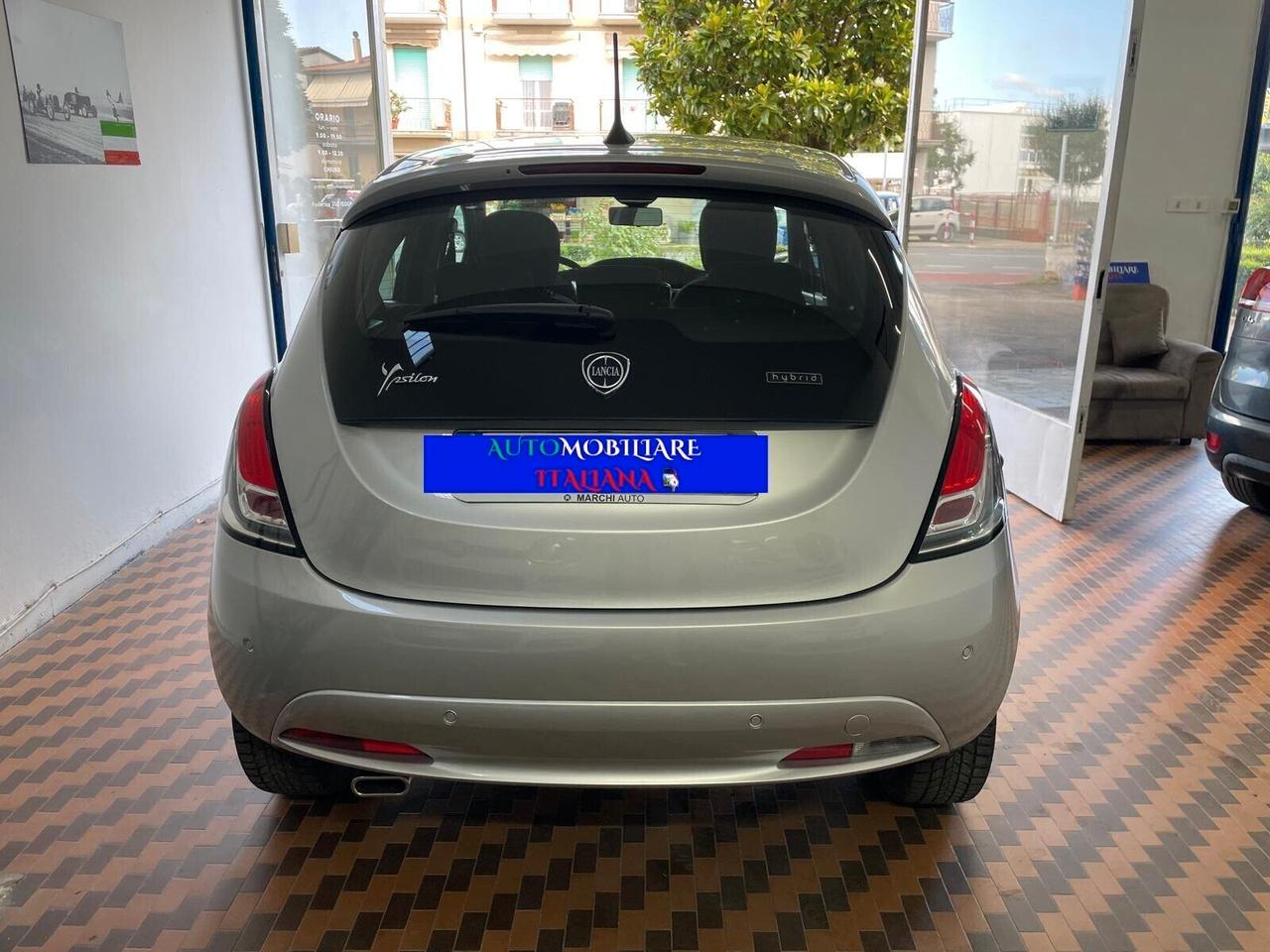 Lancia Ypsilon 1.0 FireFly 5 porte S&S Hybrid Ecochic Gold