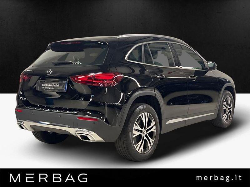 Mercedes-Benz GLA 180 d Automatic Business Extra