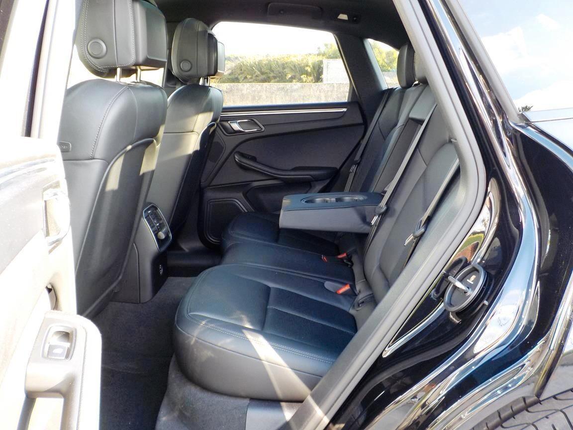 Porsche Macan 2.0 245 cv