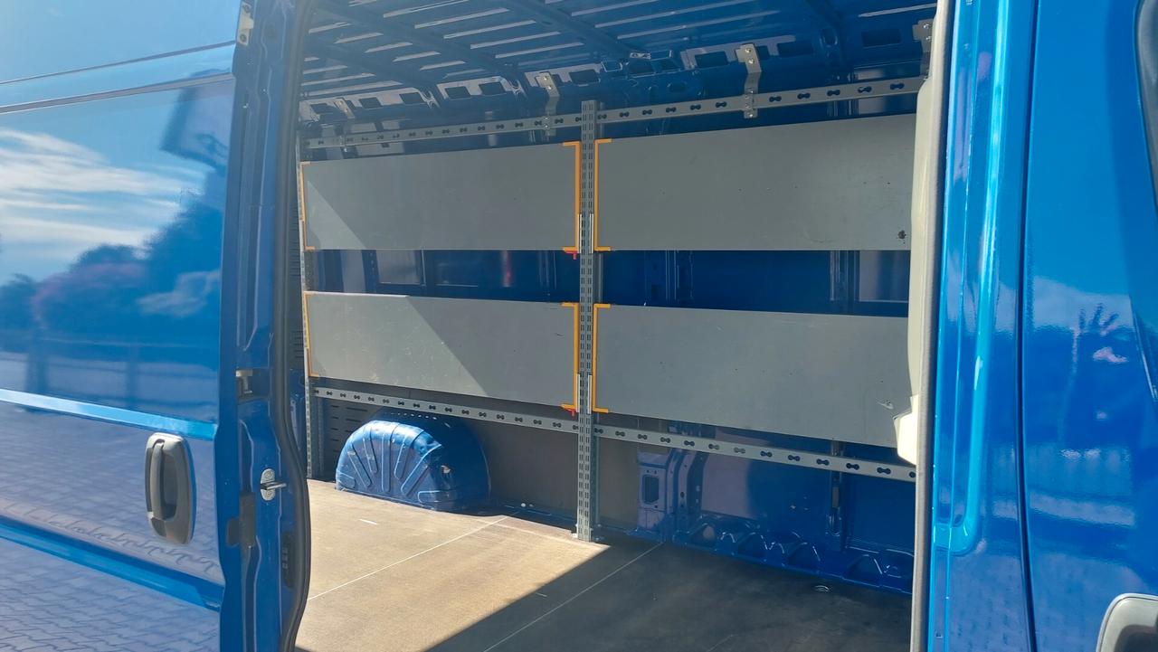 Citroen Jumper 33 BlueHDi 120 S&S PLM-TM Furgone