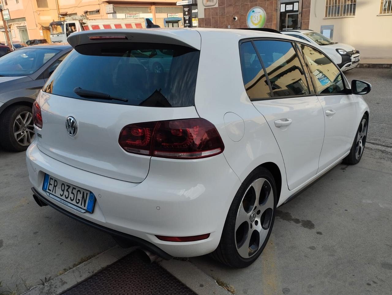 Volkswagen Golf 2.0 TSI DSG 5p. GTI