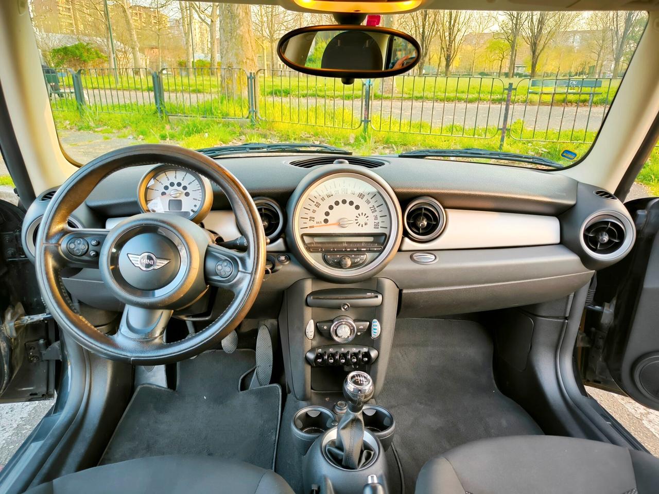 Mini 1.6 16V One (55kW) NEOPATENTATI