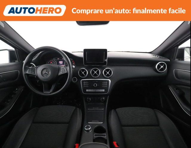 MERCEDES-BENZ A 160 d Automatic Business