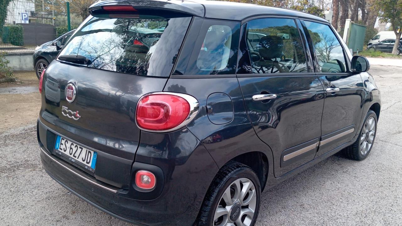 Fiat 500L 0.9 TwinAir Turbo Natural Power Lounge