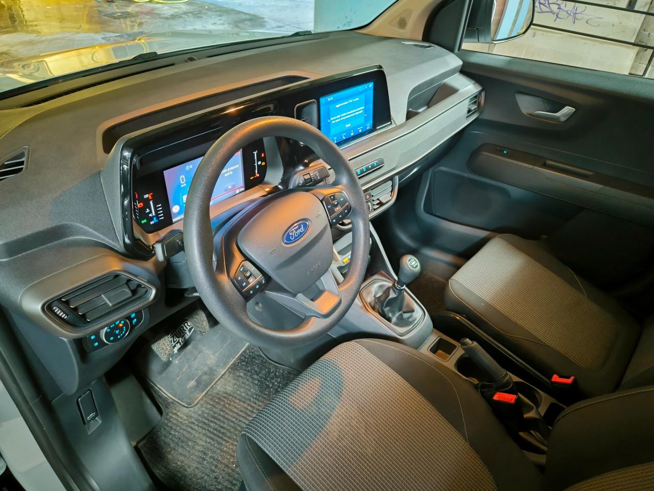 Ford Transit Courier 1.5 EcoBlue 100CV Van Active