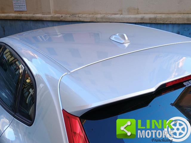 VOLVO V40 D2 1.6 Summum