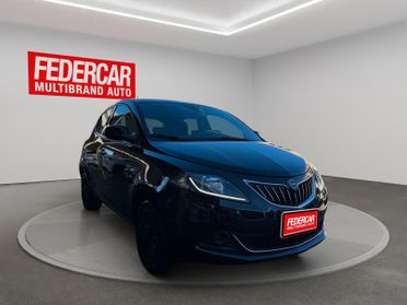 Lancia Ypsilon 1.0 FireFly 5 porte S&S Hybrid Ecochic Silver