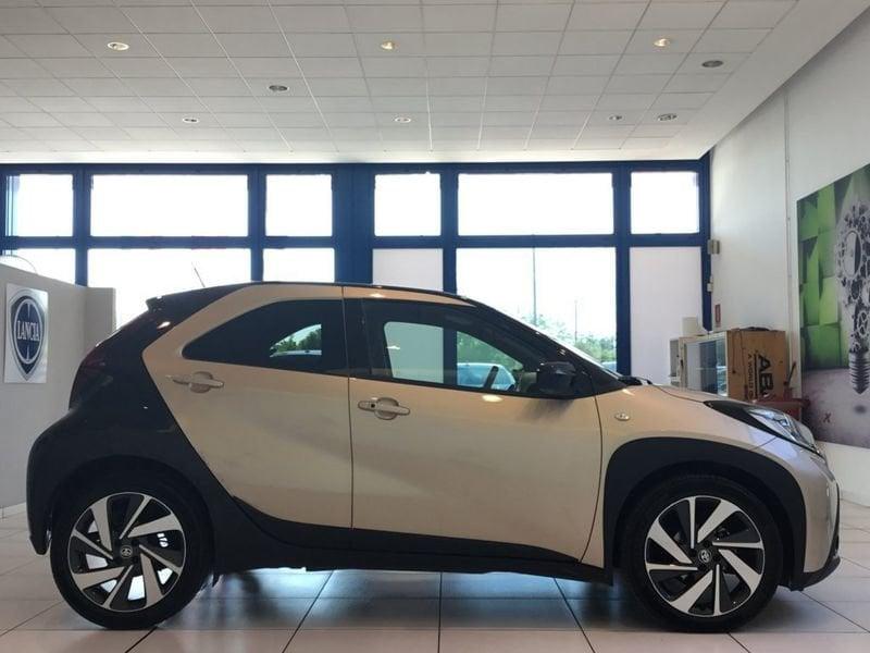 Toyota Aygo X 1.0B (72 CV) Lounge Air
