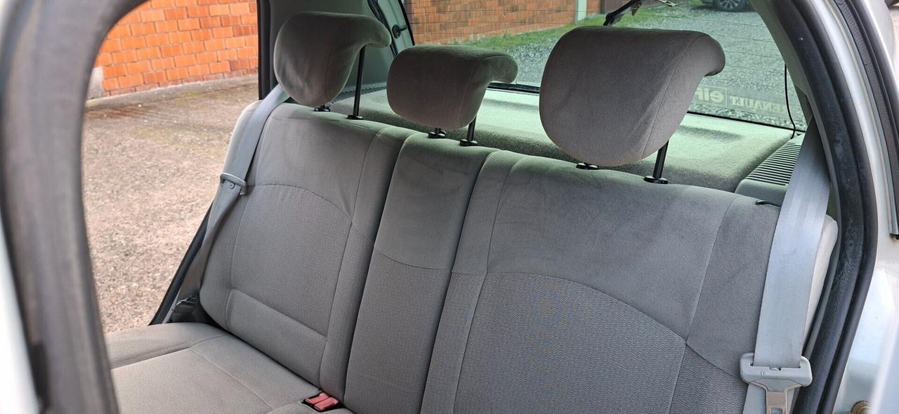 Renault Clio 1.4 16V cat 5 porte Confort Dynamique