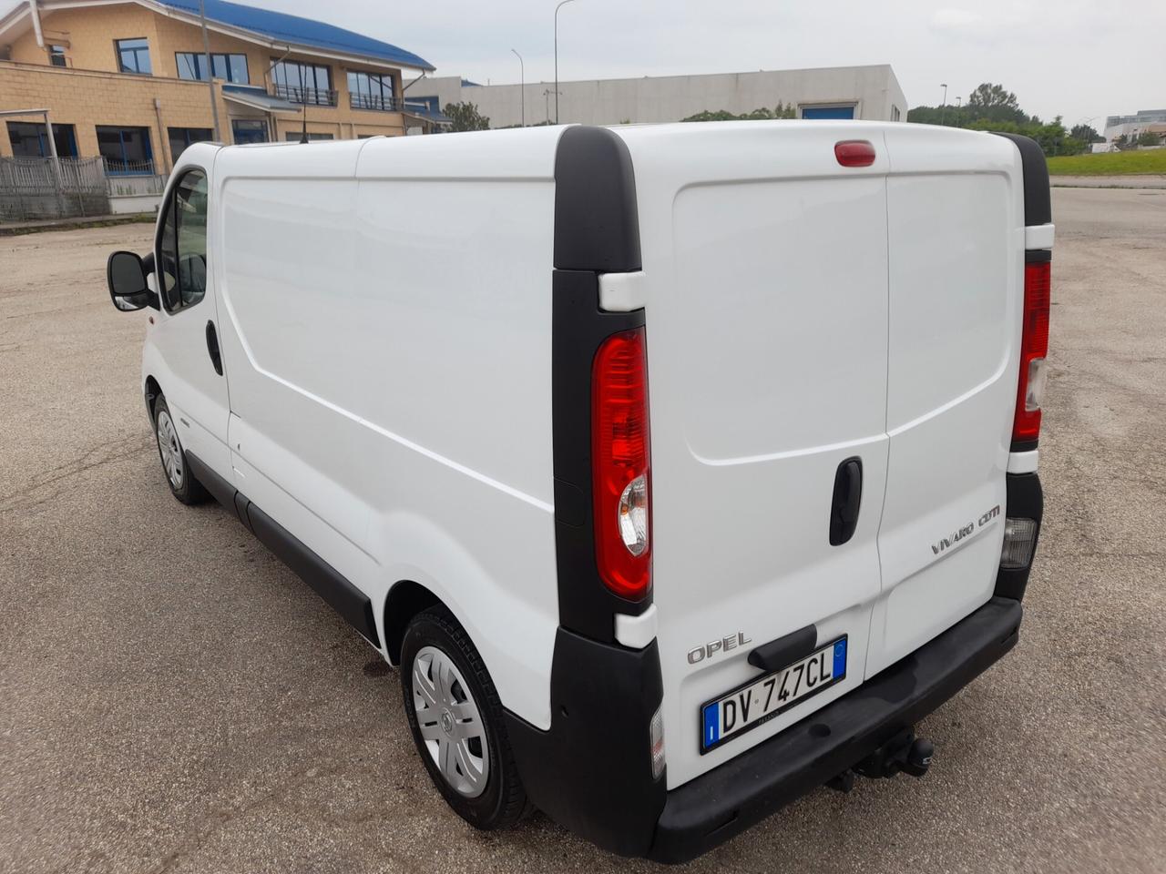 VIVARO GANCIO TRAINO