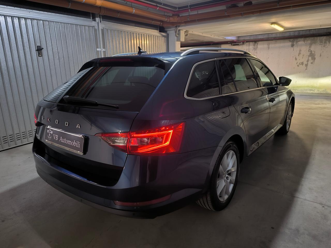 Skoda Superb 2.0 TDI EVO 150 CV SCR DSG Wagon Executive