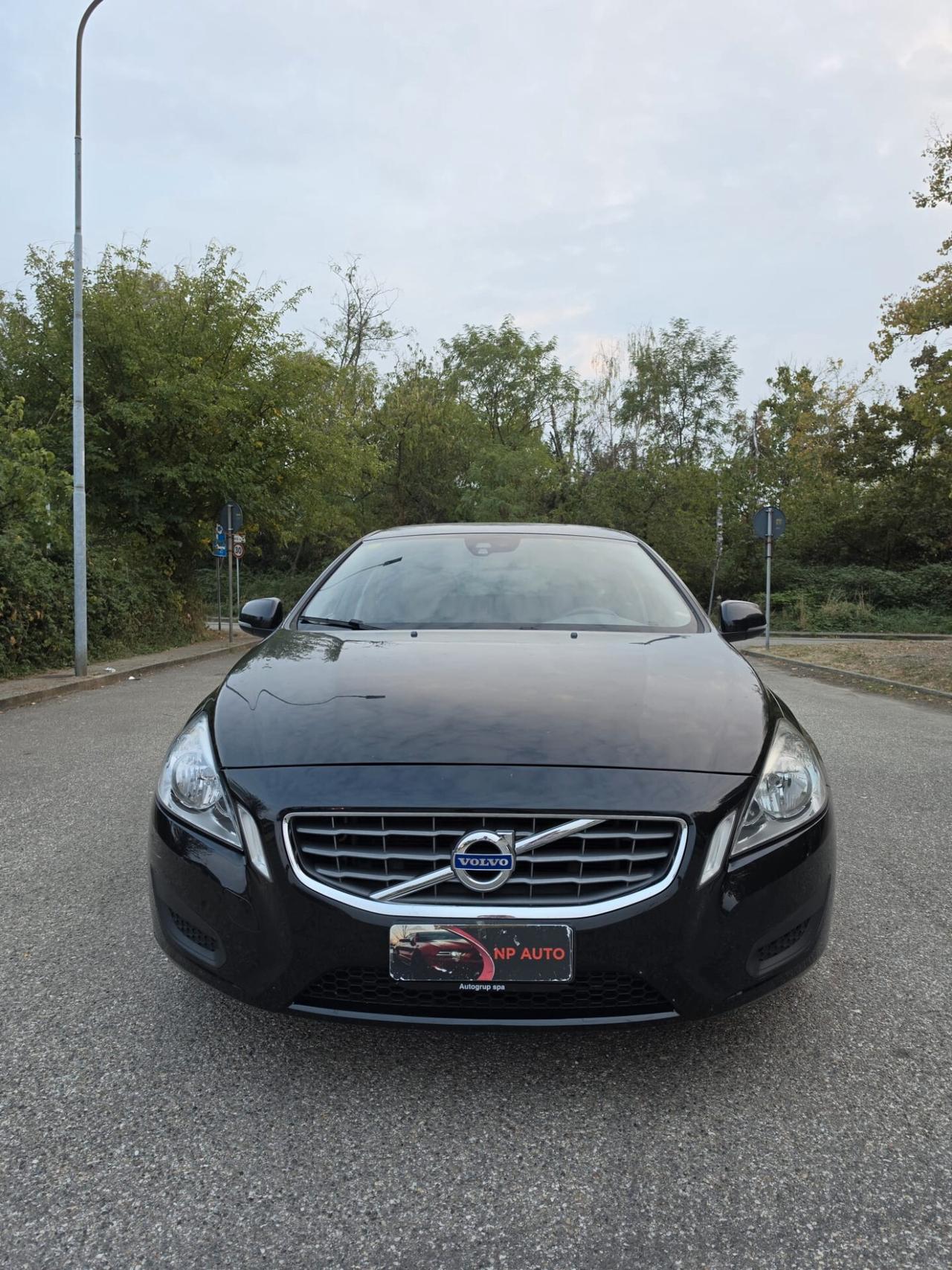 Volvo V60 D3 Geartronic Summum