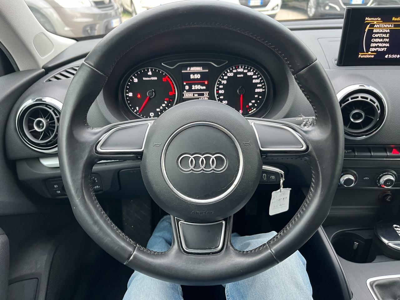 Audi A3 SPB 1.6 TDI 105 CV CR Ambition