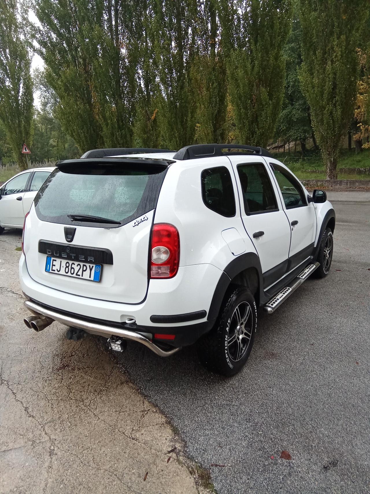 Dacia Duster 1.6 110CV 4x4 GPL 011