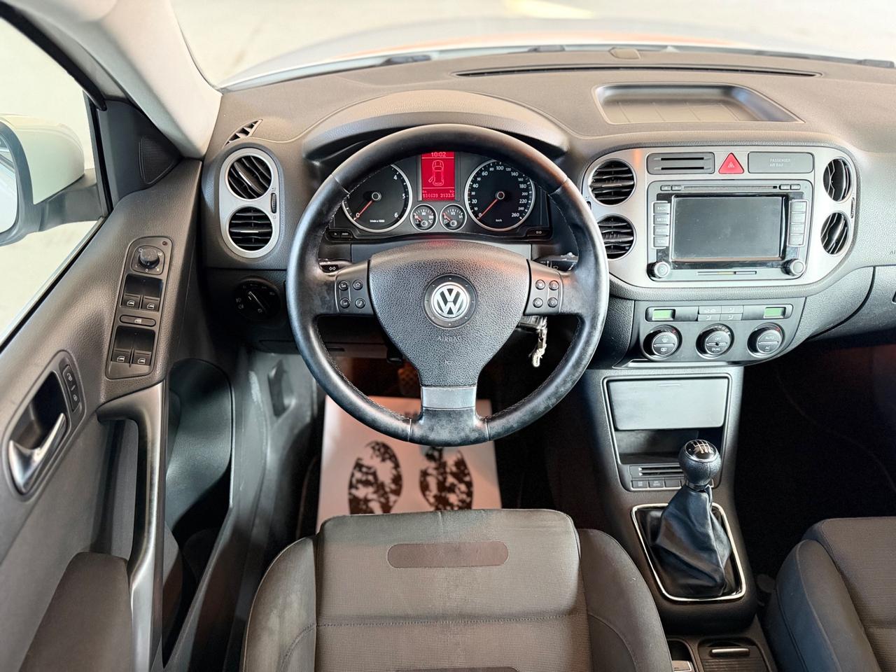 Volkswagen Tiguan 2.0 16V TDI DPF Sport & Style 4x4 NEOPATENTATI