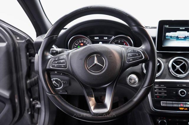 MERCEDES-BENZ A 180 d Automatic Sport