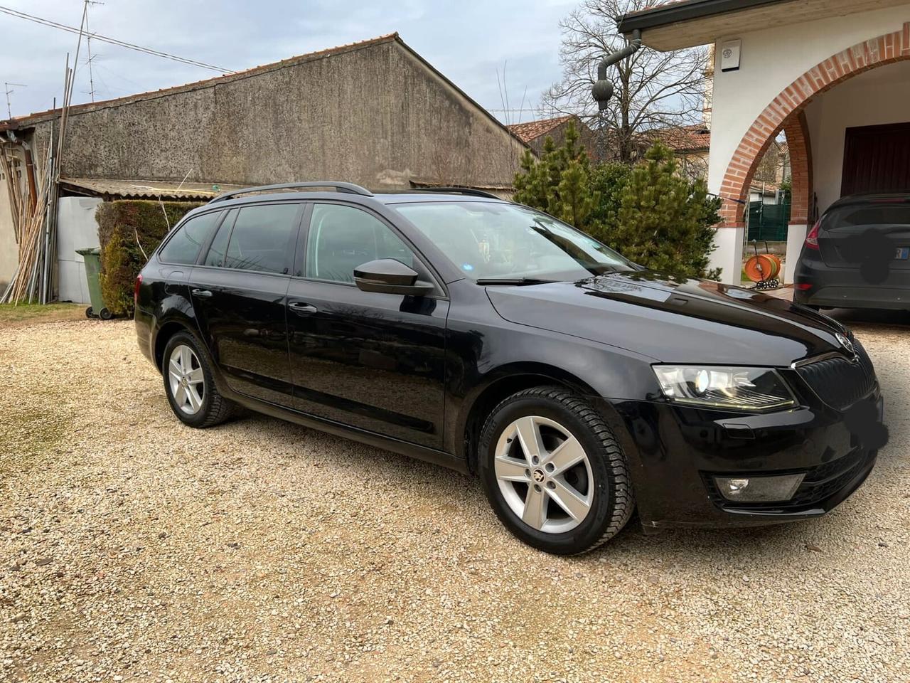 Skoda Octavia 1.6 TDI CR 105 CV Wagon Ambition