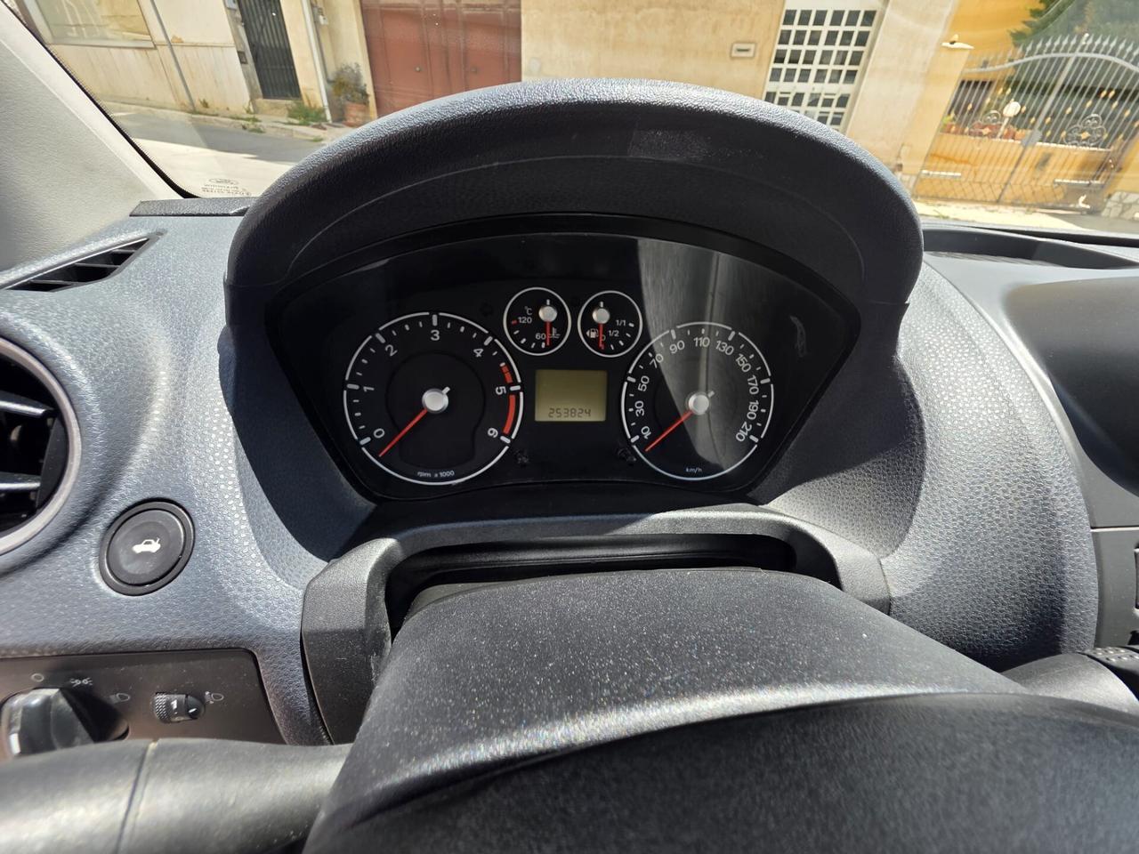 Ford Fiesta 1.4 TDCi 5p.