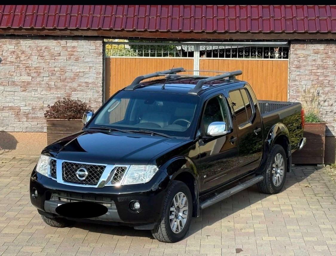 Nissan Navara 3.0 dCi 4 porte Double Cab LE V6 Platinum