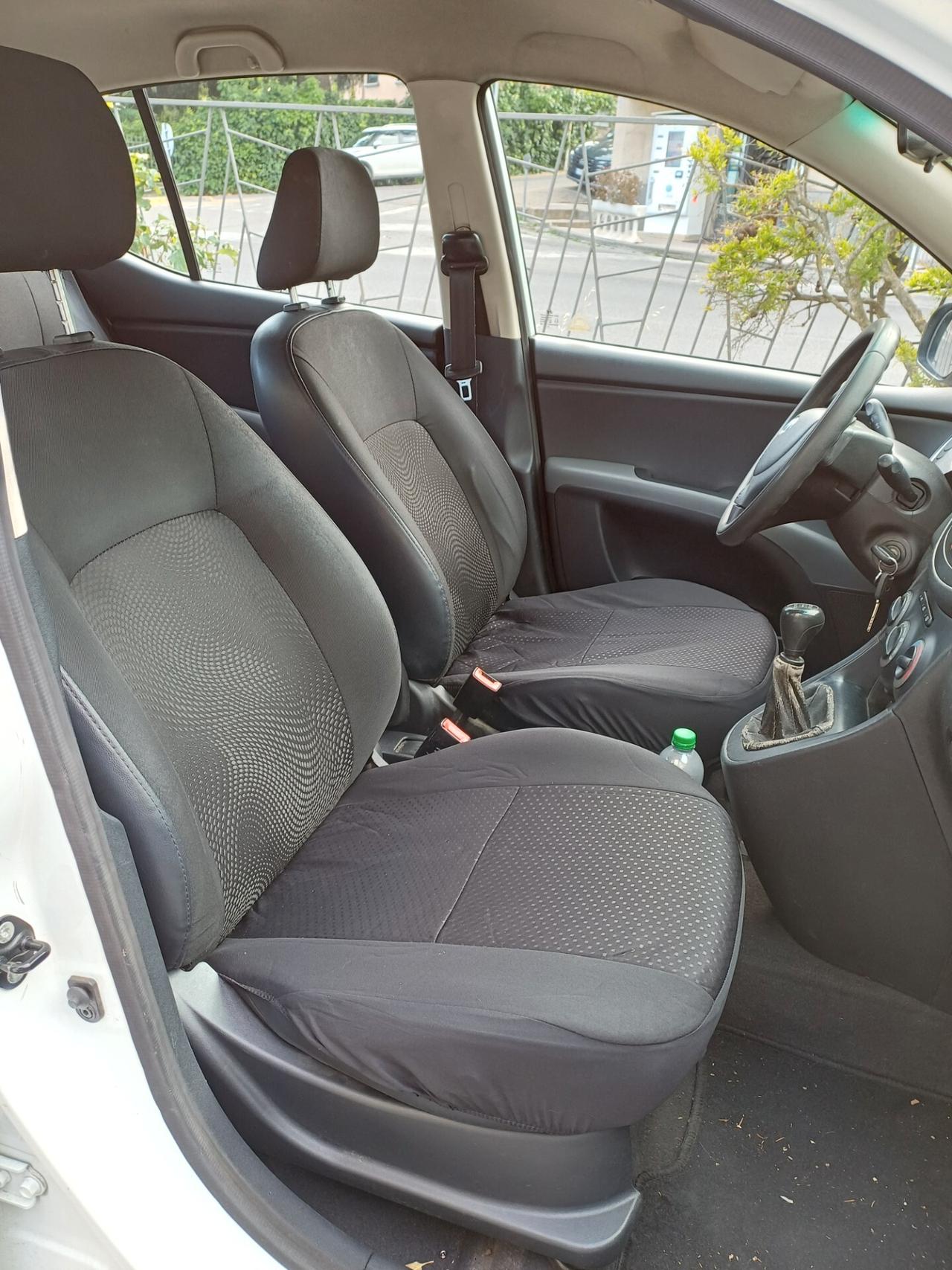 Hyundai i10 1.1 12V BlueDrive GPL Sound Edition